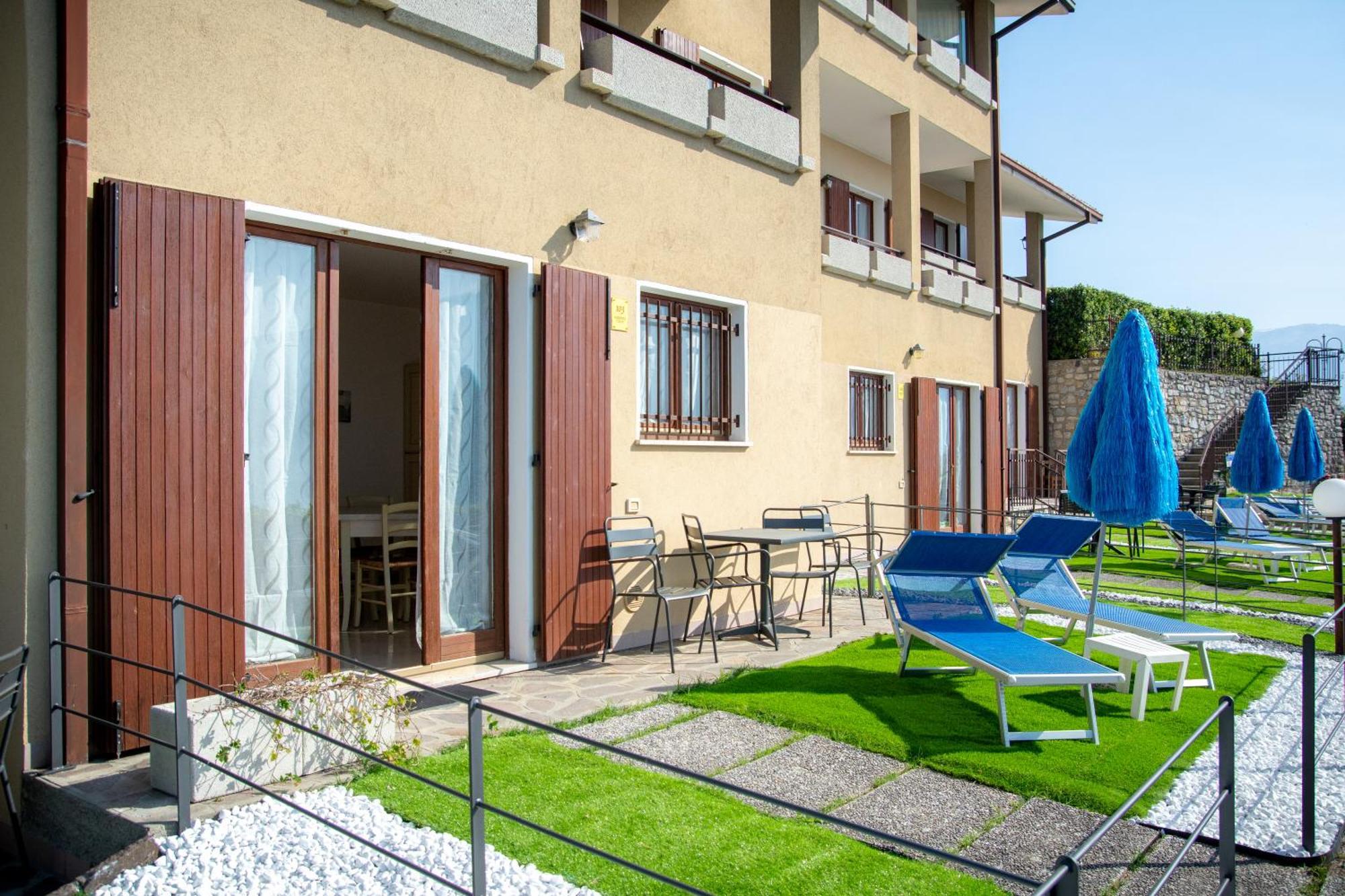 Residence Calap Тіньяле Екстер'єр фото