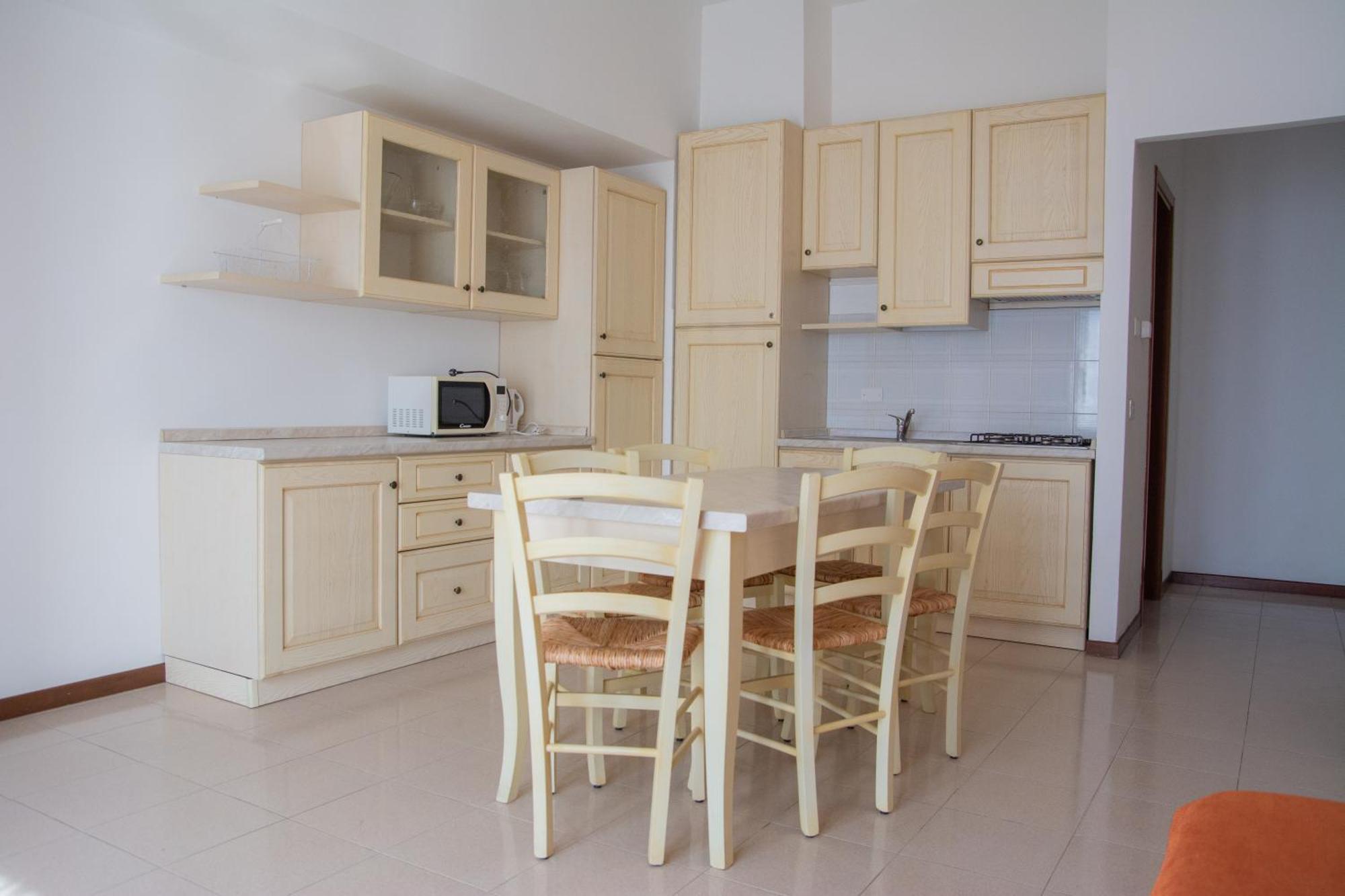 Residence Calap Тіньяле Екстер'єр фото