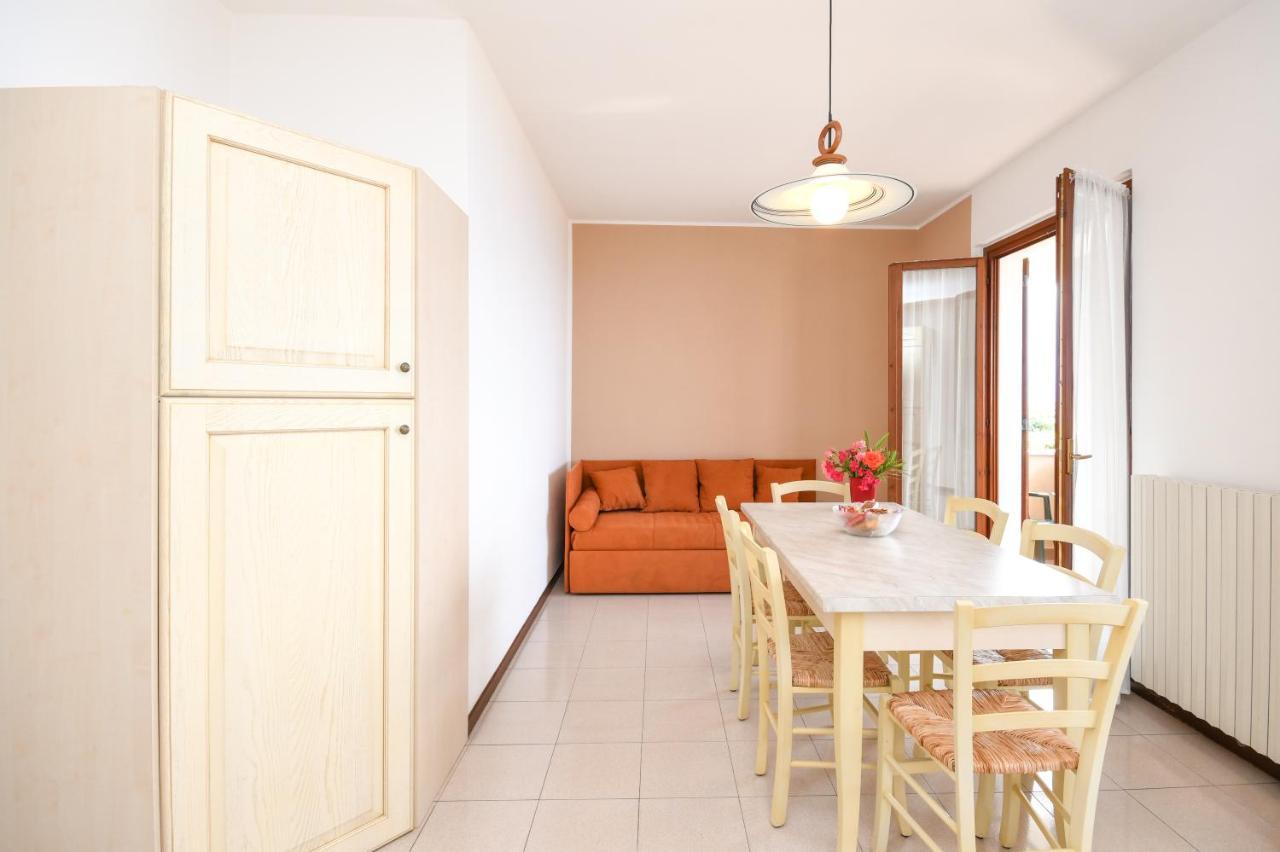 Residence Calap Тіньяле Екстер'єр фото